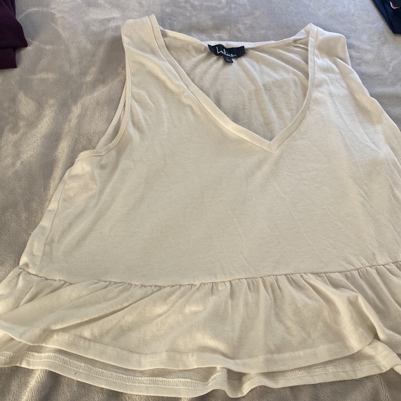 PEPLUM WHITE TOP - Picture 3 of 3